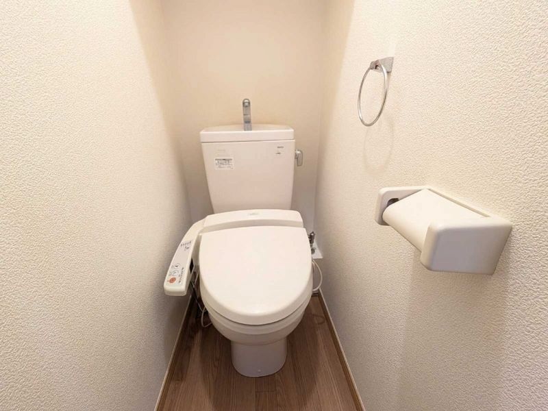 レオパレス２１リバーアイランド トイレ