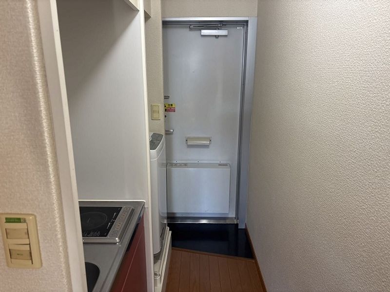 レオパレスハイム　サンコウヤ 玄関