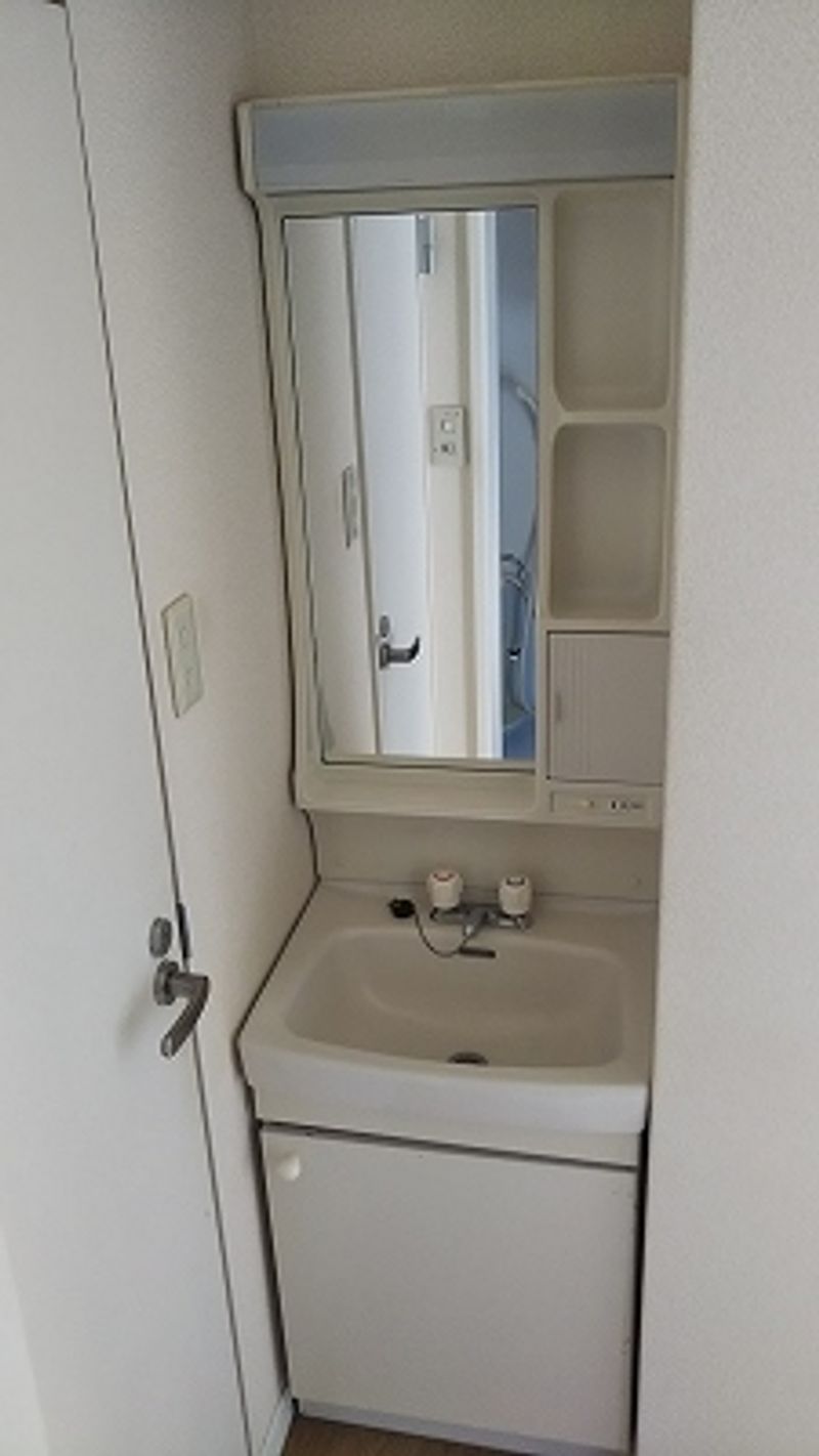 レオパレスソレーユⅡ 洗面所