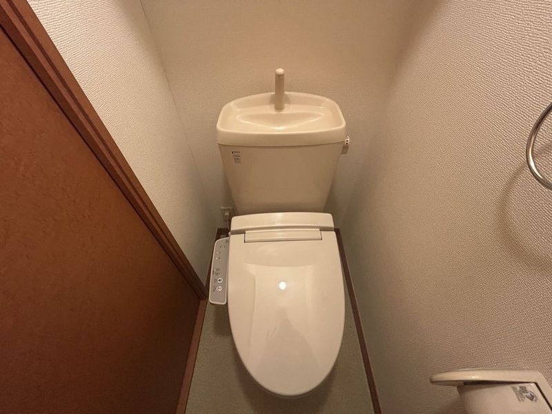 レオパレスエルスドワール トイレ
