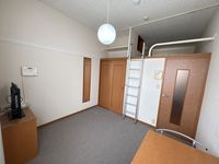 レオパレス和 居間