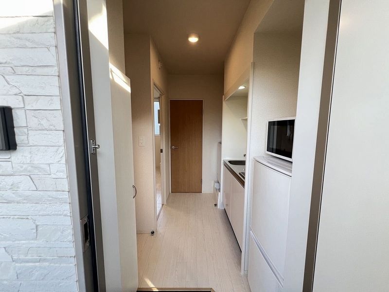 クレイノタイキョウ 玄関