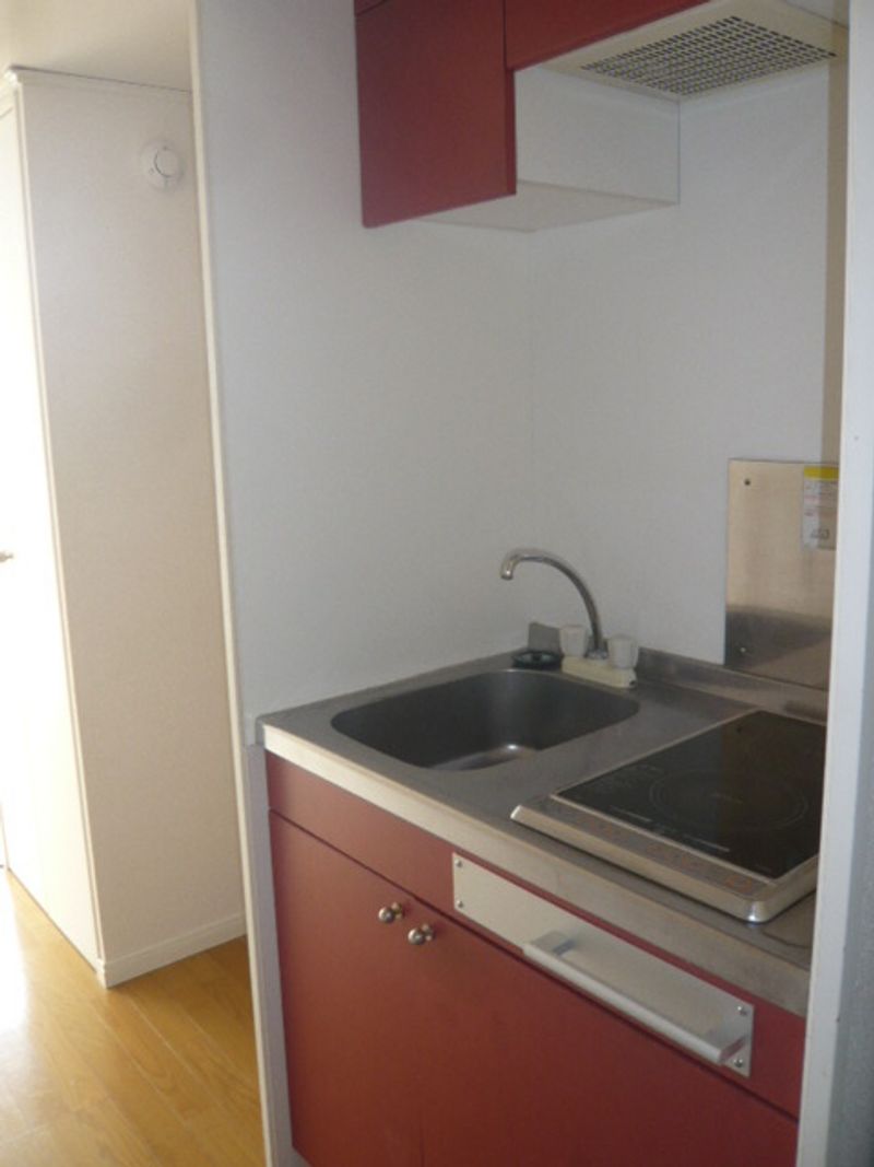 レオパレスエミネンス・ドエル キッチン