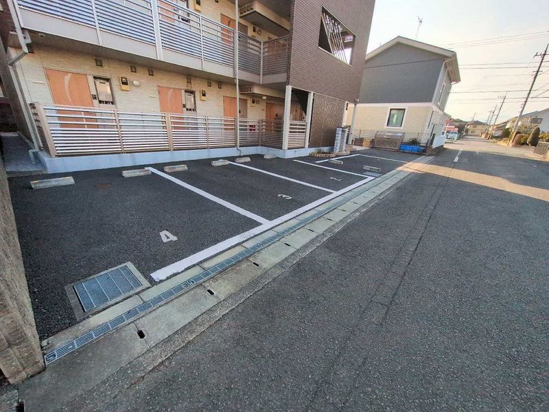 クレイノリーブル 駐車場