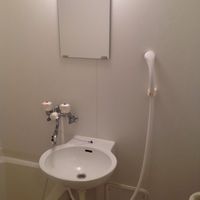 レオパレスコンフォート八幡 洗面台
