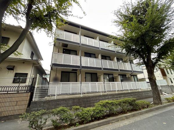 leopalace Hikawadai Sakura Garden exterior