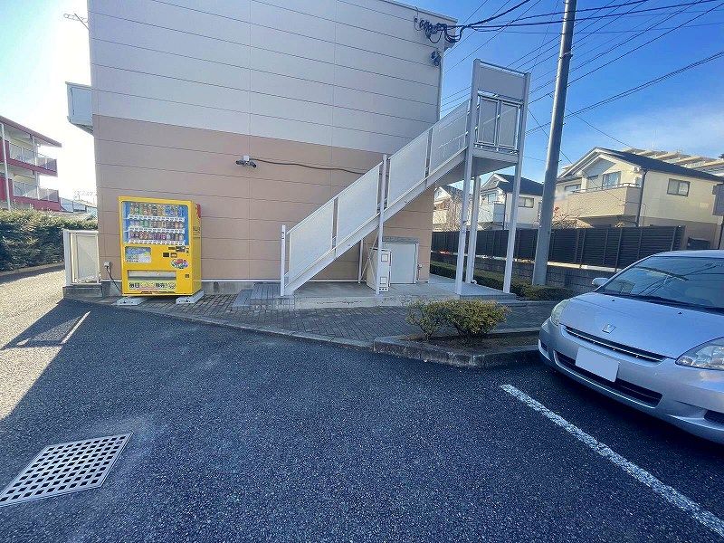 レオパレス柏葉 エントランス