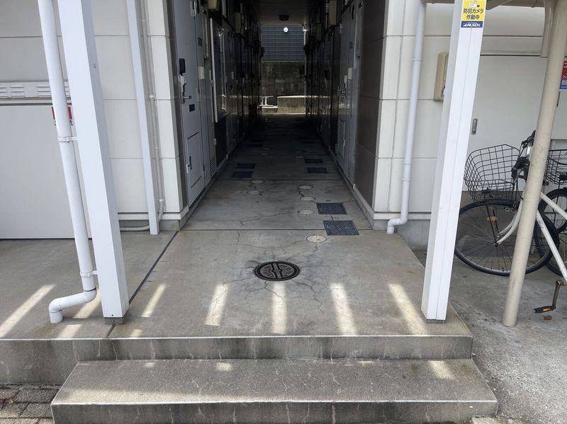 レオパレス小人町 エントランス