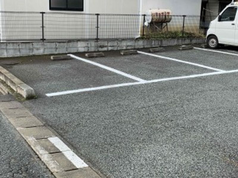 レオパレスＫＴサトウ 駐車場