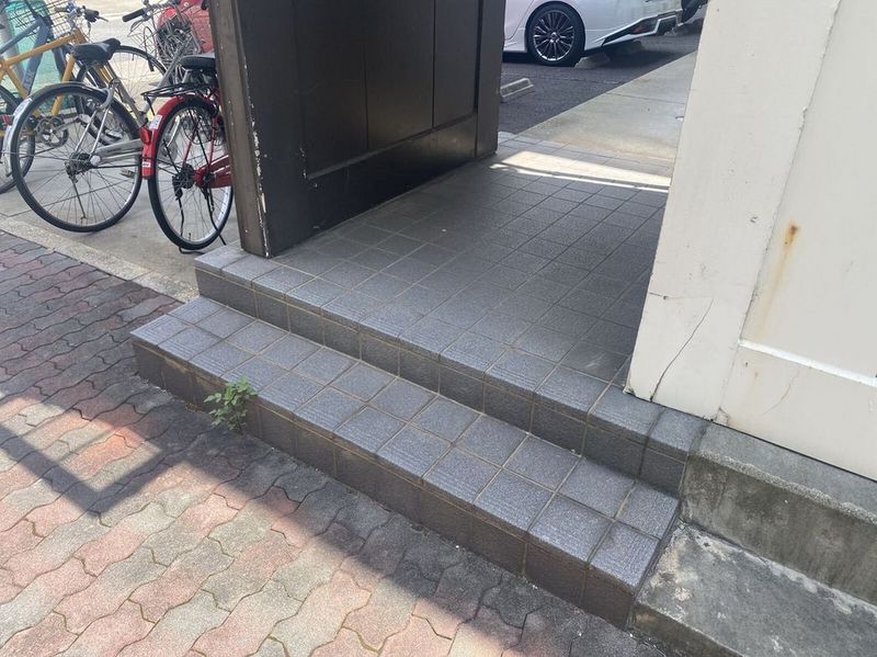 レオパレス銀壽 エントランス