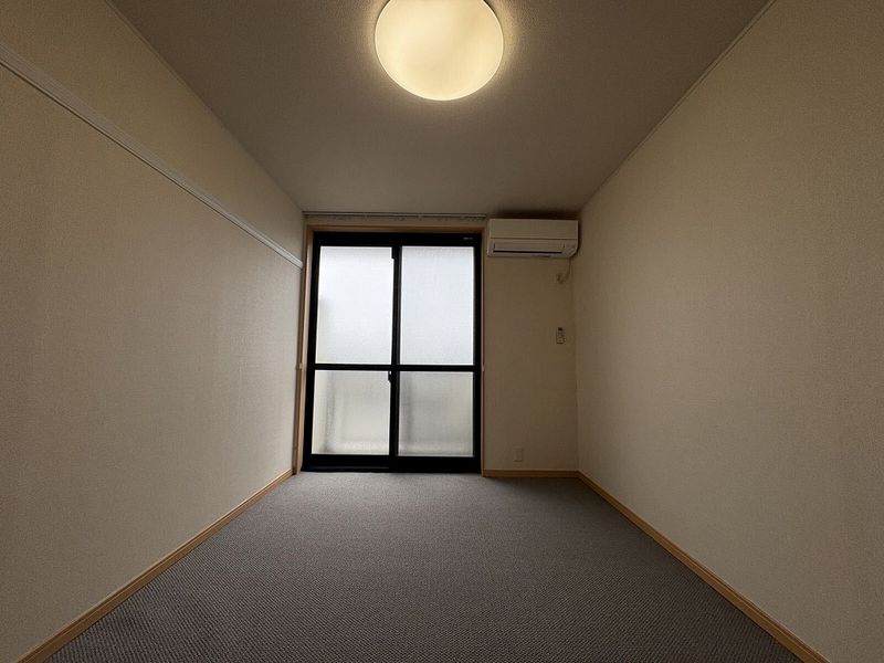 レオパレスルーブルⅡ 居間