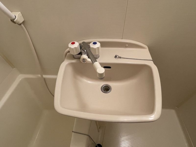 レオパレスアゼリア 洗面台