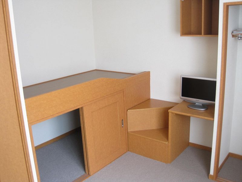 leopalace Yokomichi Storage