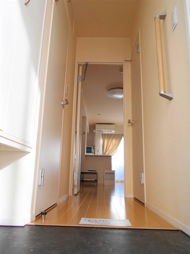 MIRANDA Lumiere Lối vào