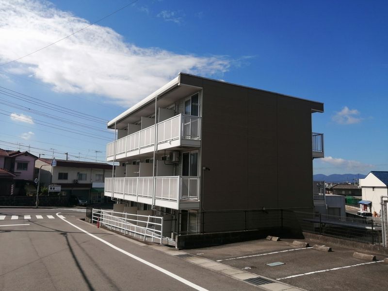 レオパレス白ゆり 外観