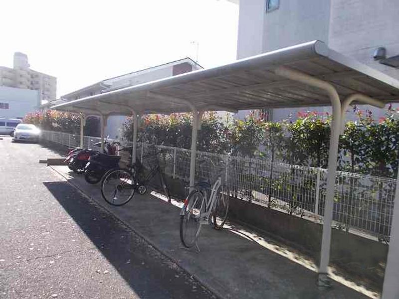 レオパレス城南田村 共用部分