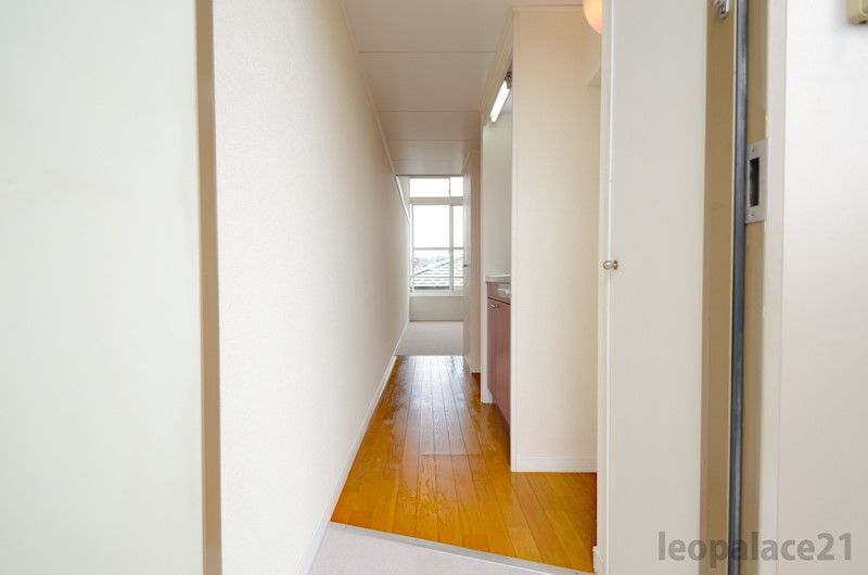 leopalace AKI Lối vào