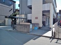 レオパレスプランタン エントランス