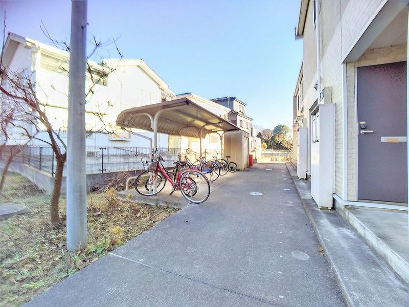 レオパレスサンモールガーデン 共用部分