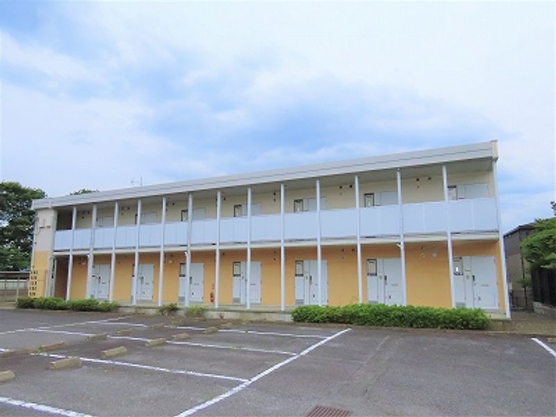 レオパレスフローリッシュ 外観