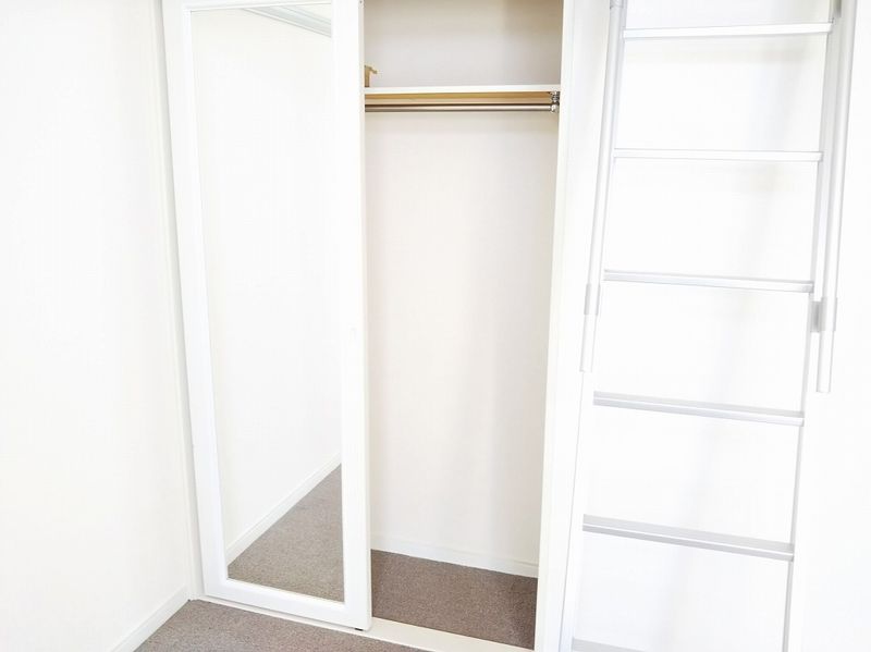 レオパレスアムール 収納