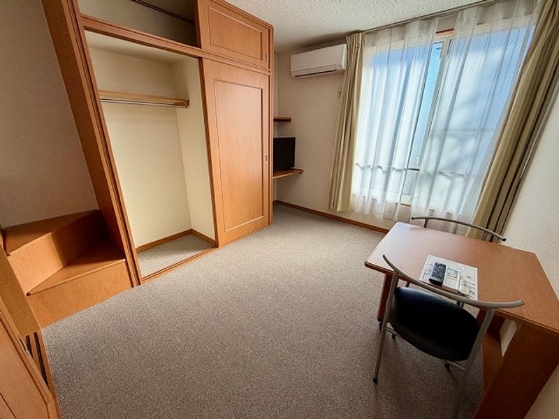 レオパレスガーデンハウス 居間