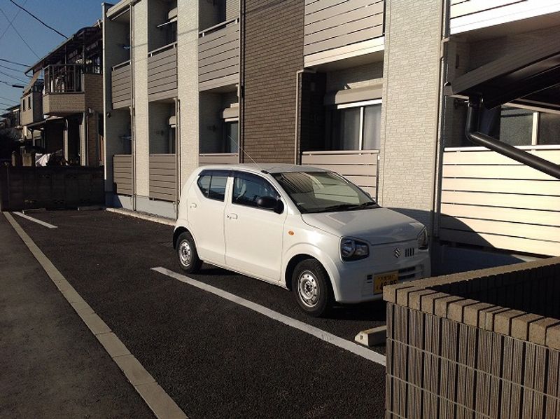 クレイノサンフィットハイム日進 駐車場