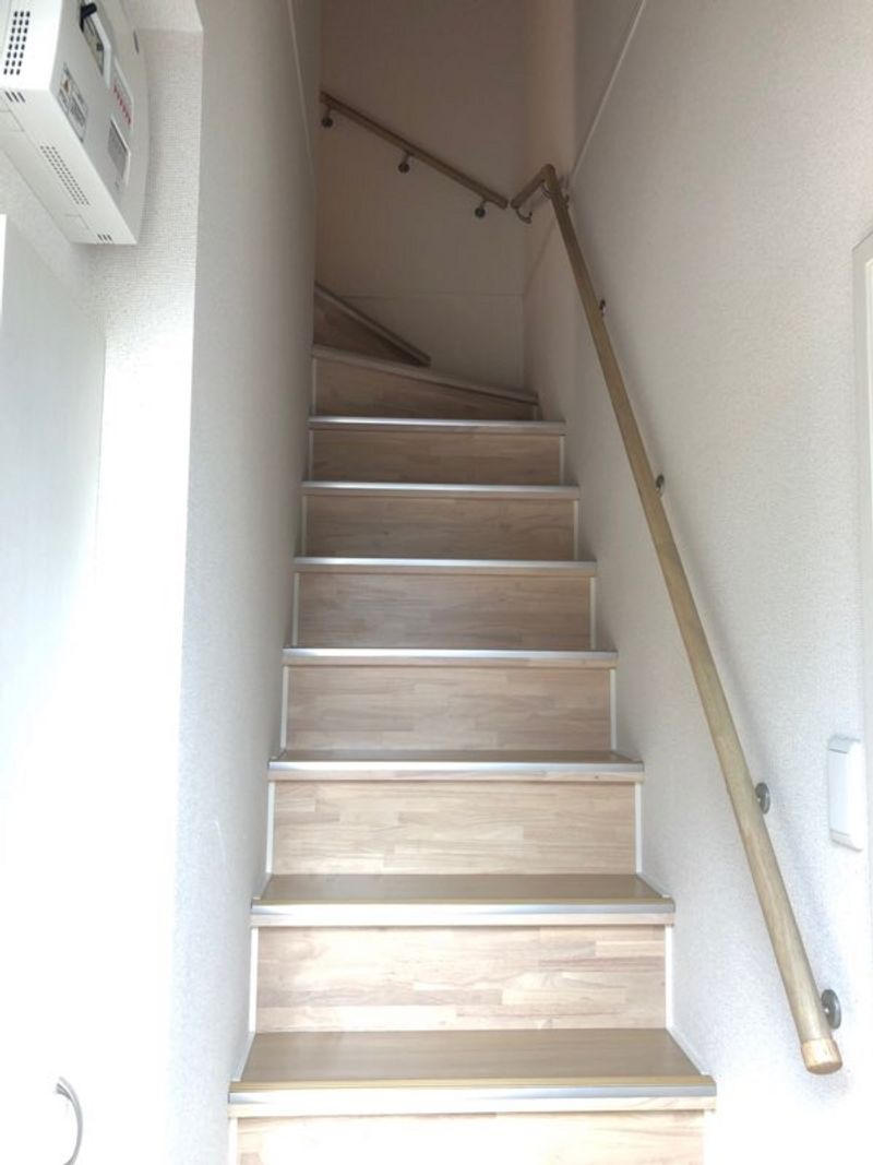 CLEINO Maines Heim Entrance