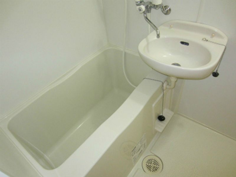 レオパレス東境 風呂