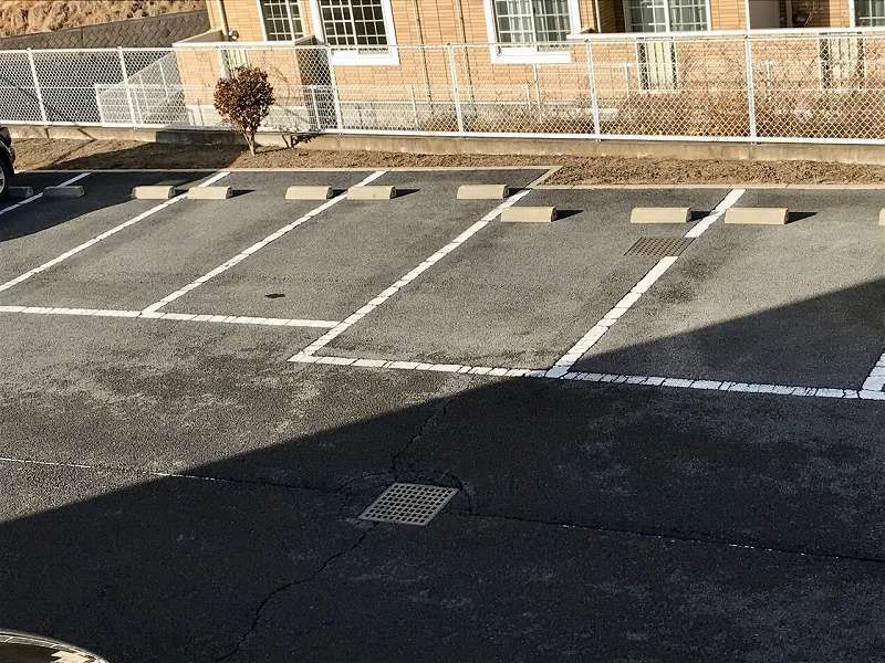 レオパレス宮原 駐車場