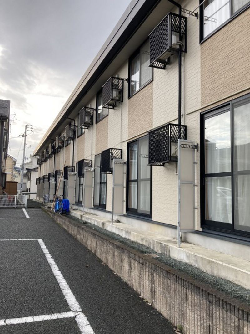 レオパレス悠創ヶ丘 外観