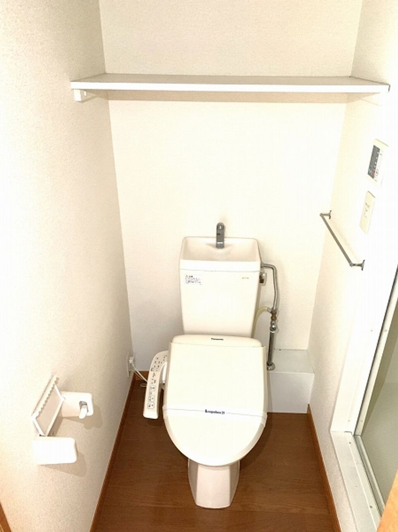 レオパレスアムール トイレ