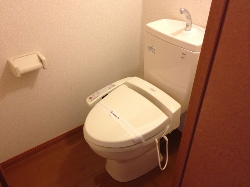 レオパレスノースブライト トイレ