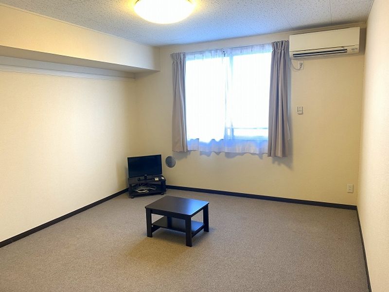 レオネクストイーストパレス 居間