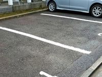 レオパレスセレーヌ 駐車場