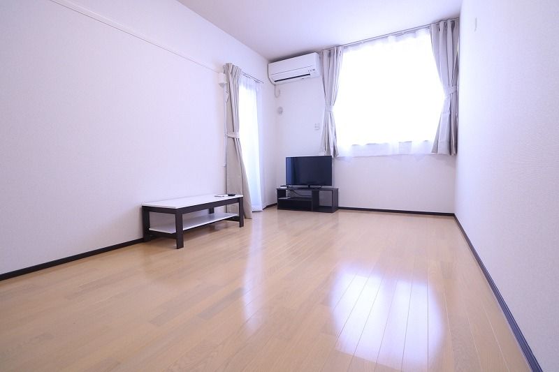 CLEINO IMPUL VIII Living room