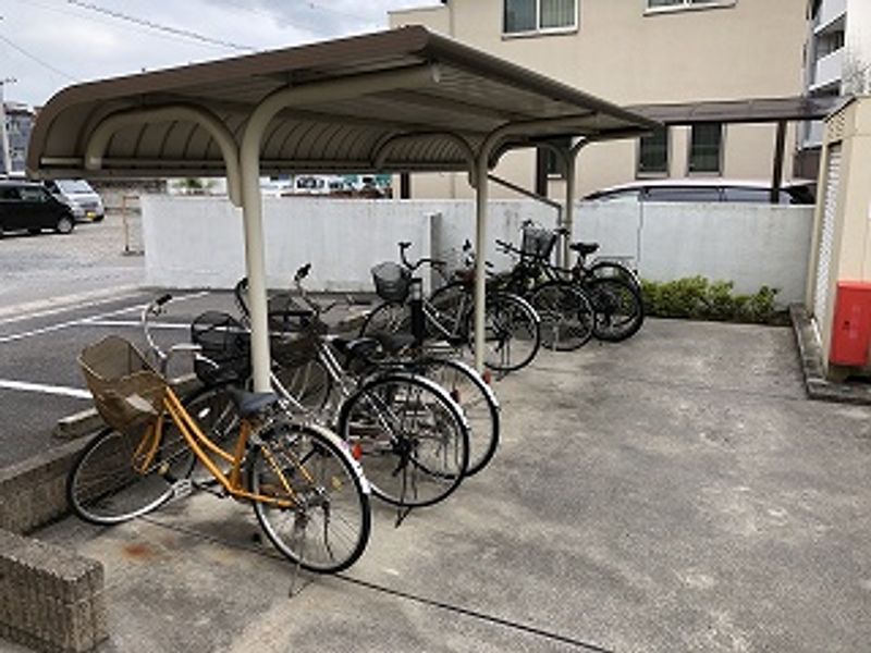 レオパレス中央 共用部分