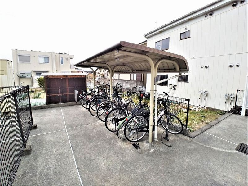 レオネクスト健 共用部分
