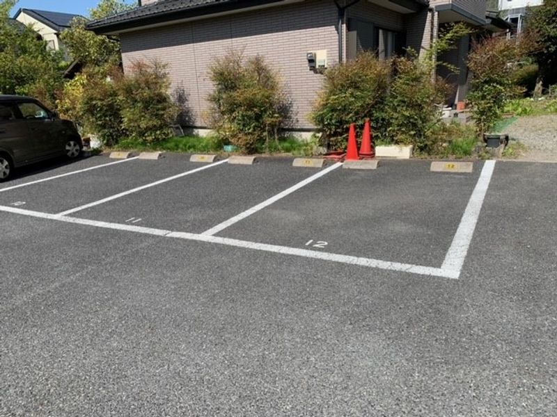 レオネクスト城北 駐車場