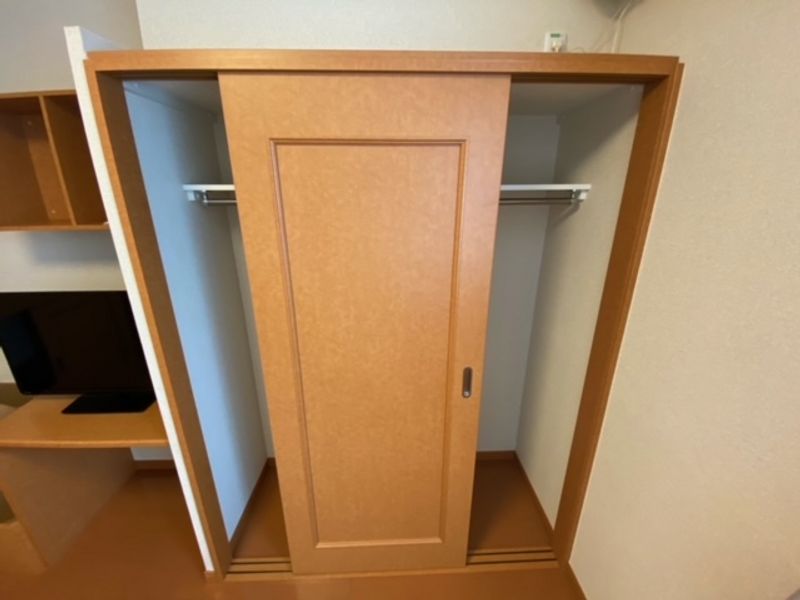 レオパレスＲｅｕｓｓｉｔｅ巣子 収納