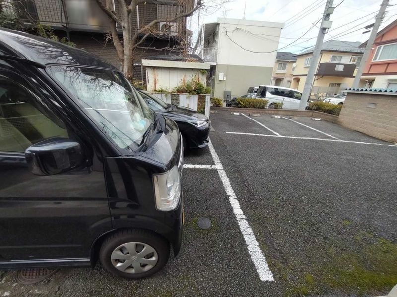 レオパレスＳｉｒ　Ｈｏｕｓｅ 駐車場