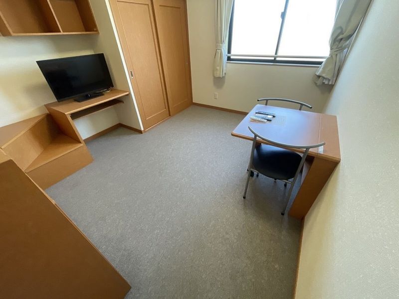 レオパレスモア 居間