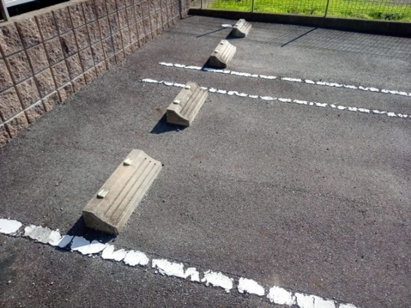 レオネクスト上河原 駐車場