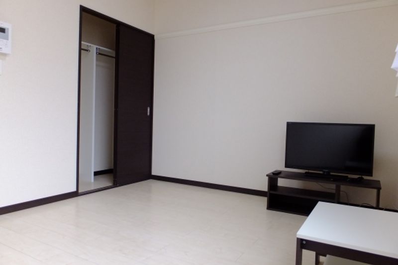 LEONEXT Brown Heights 客厅