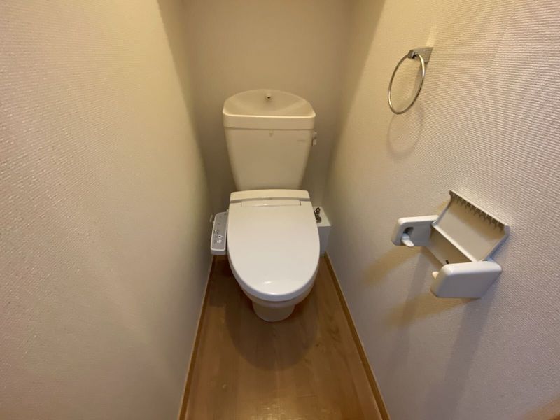 レオパレスメイプルリーフ トイレ