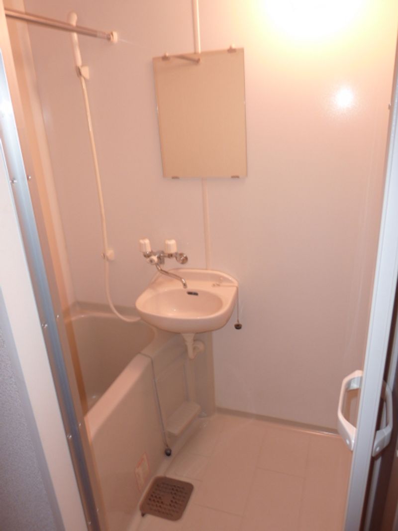 レオパレスウッドヒル 風呂