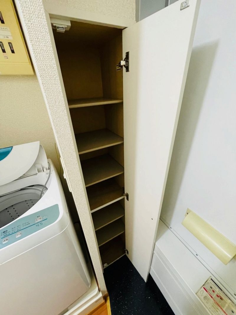 レオパレスルーチェ 玄関