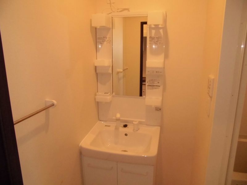 LEONEXT Sunflower 세면대