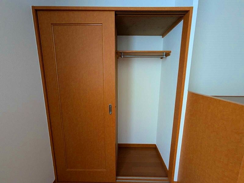 レオパレス山栄アビタ 収納