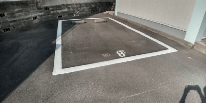 レオパレスサン今町 駐車場